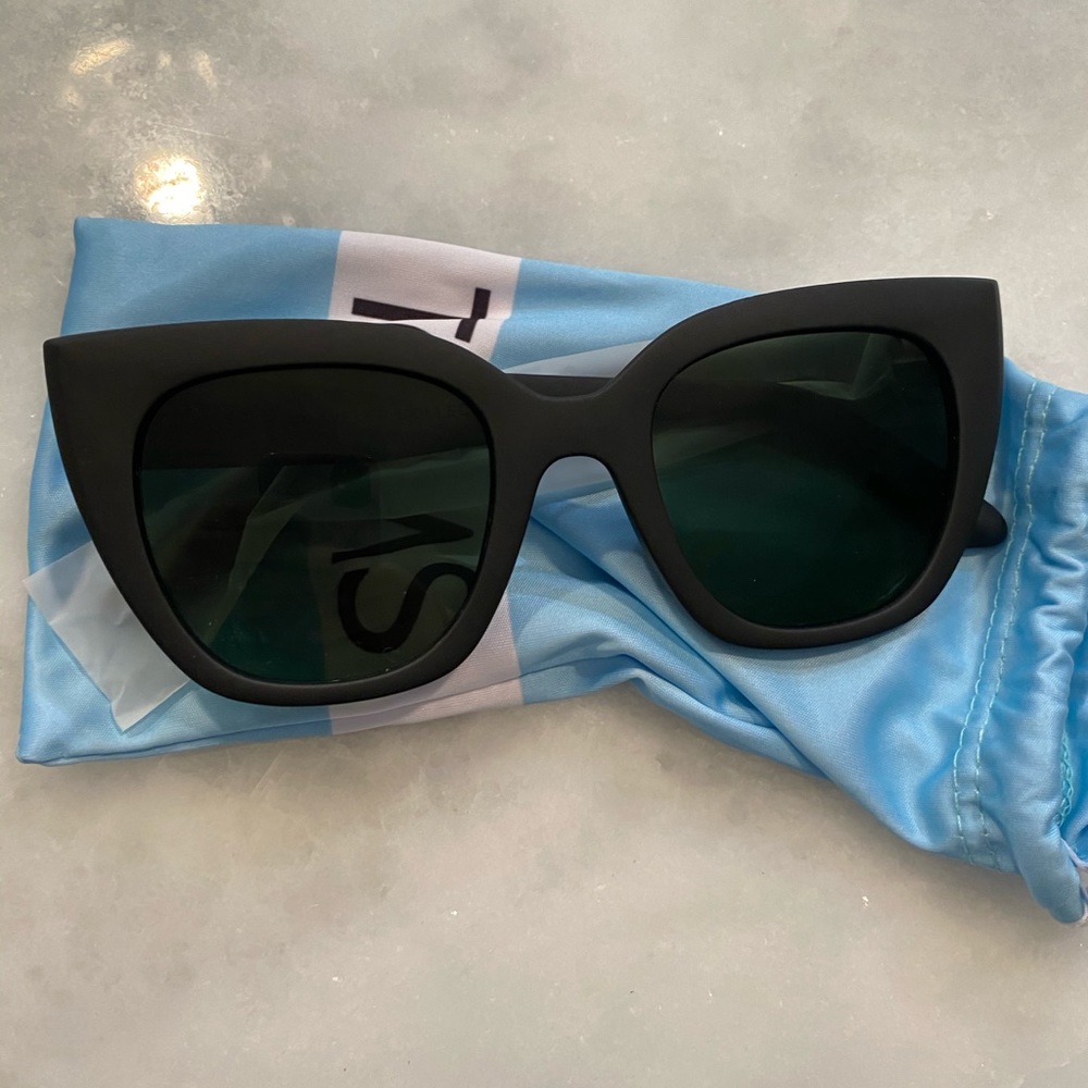 Toms Sunglasses NWT
